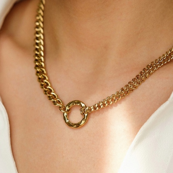 Double Round Chain Necklace | Gold Plated Stainless Steel - Picture 4 of 4